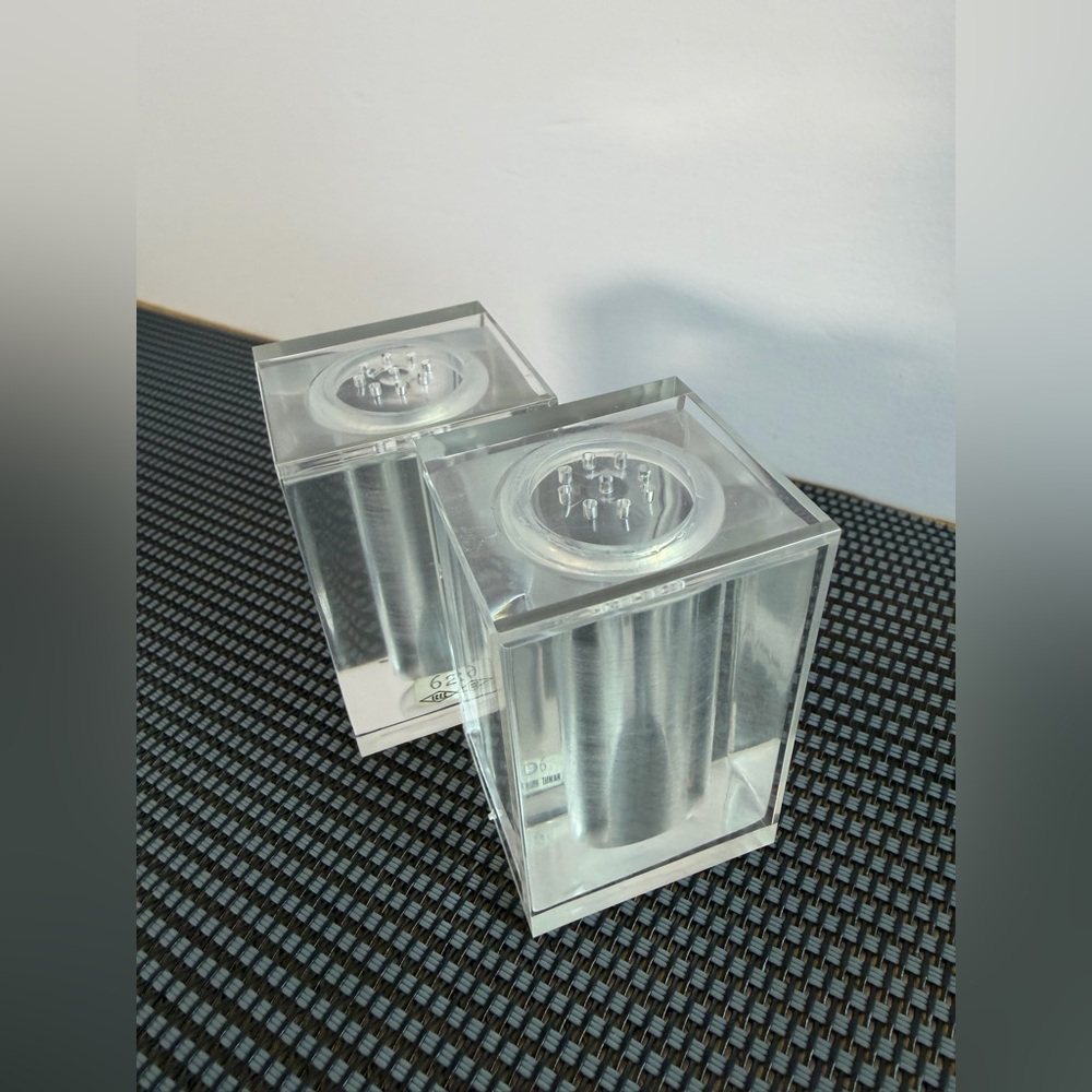 Vintage Lucite Salt Pepper Shakers Clear Acrylic Mid Century Modern Taiwan